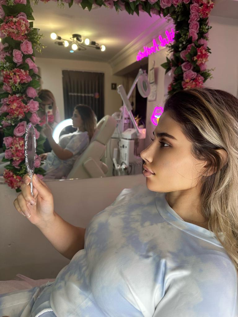 Jawline 